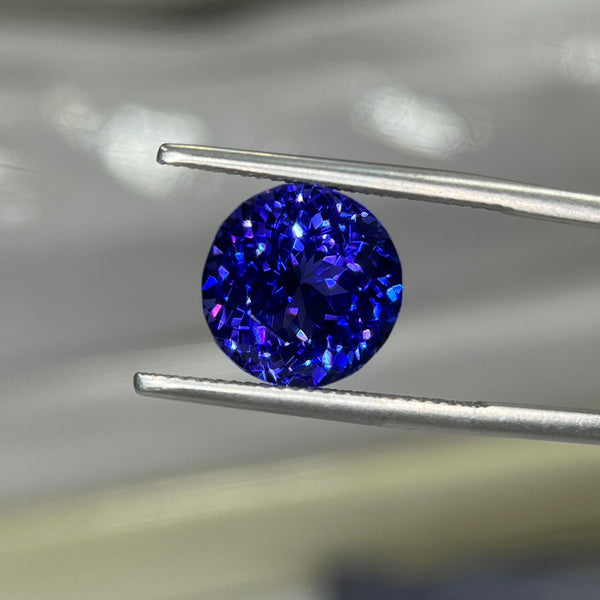 9.06 cts. Tanzanite Round, AAAA Quality